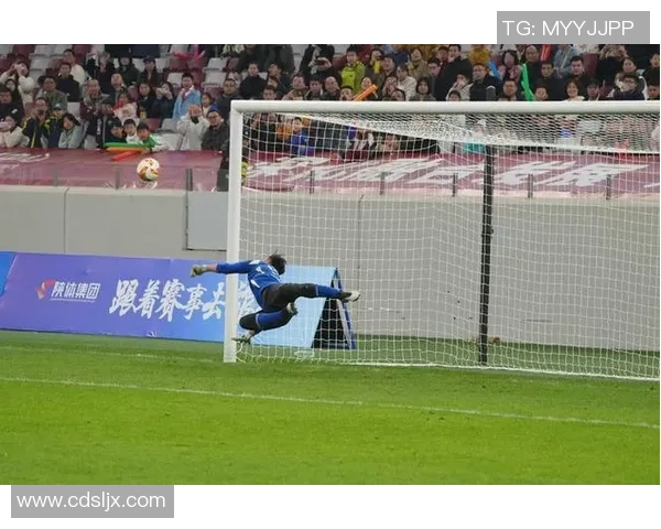 帅气球星领衔新时代足球风潮 盘点那些让人热血沸腾的球场英雄