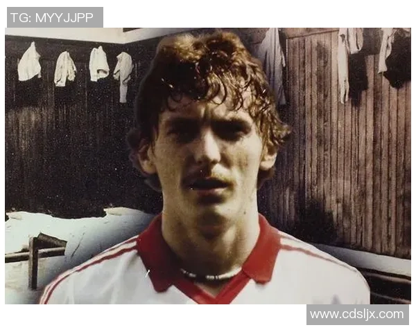 球星卡足球美版：全新系列带你领略足球之美