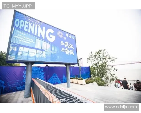 锐步携手足球巨星再创辉煌助力全球足球运动发展与球迷热情互动